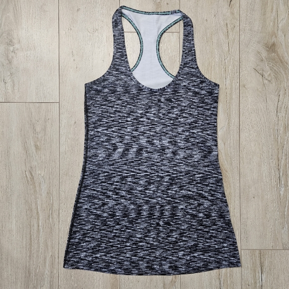 Lululemon Cool Racerback, Size 6, Dramatic Static Black/White - Picture 1 of 5